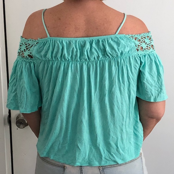 Charlotte Russe off shoulder crop top - Picture 2 of 2